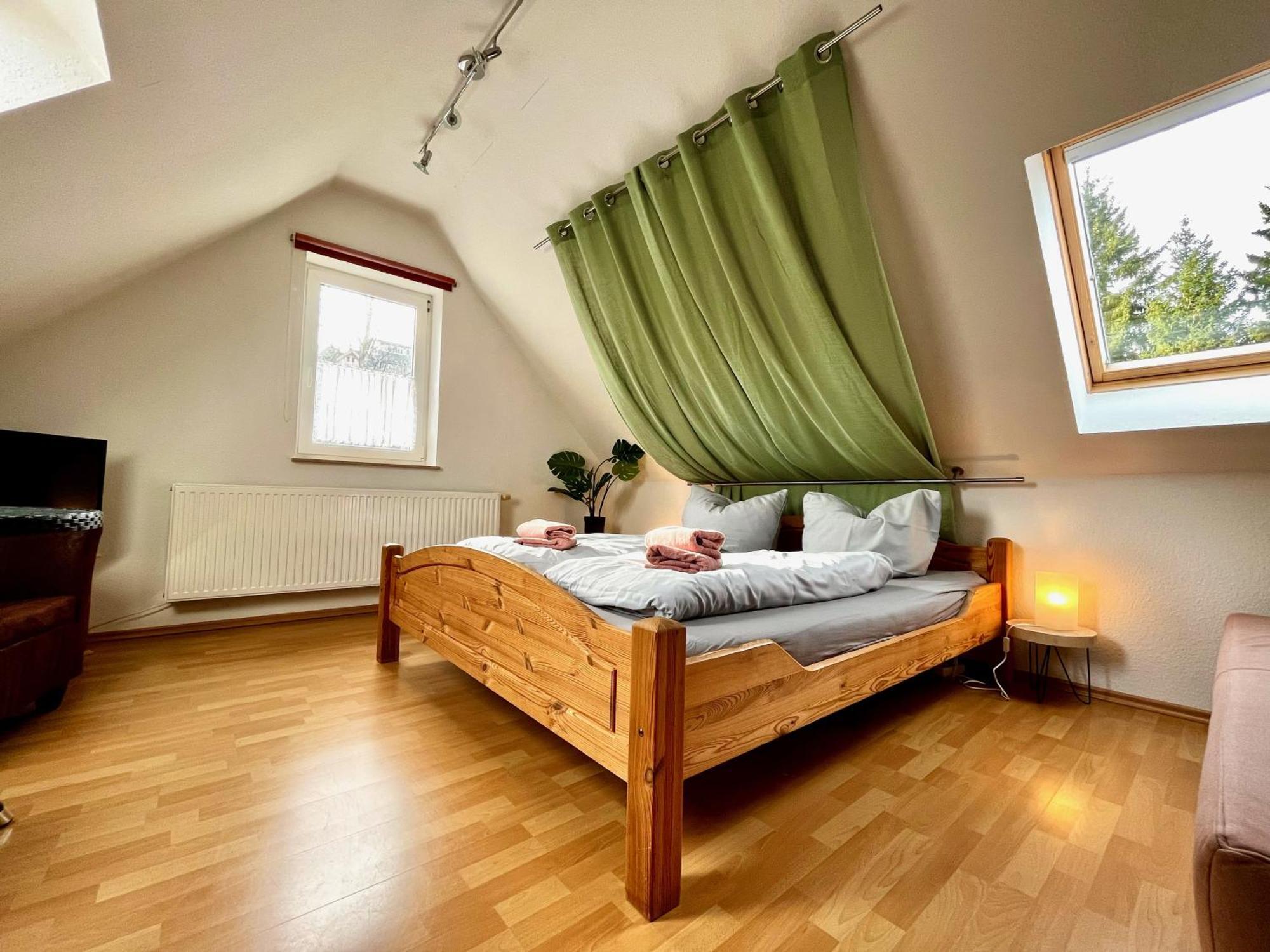 Ferienwohnung Gipfelglueck Mit Balkon เชียร์เคอ ภายนอก รูปภาพ