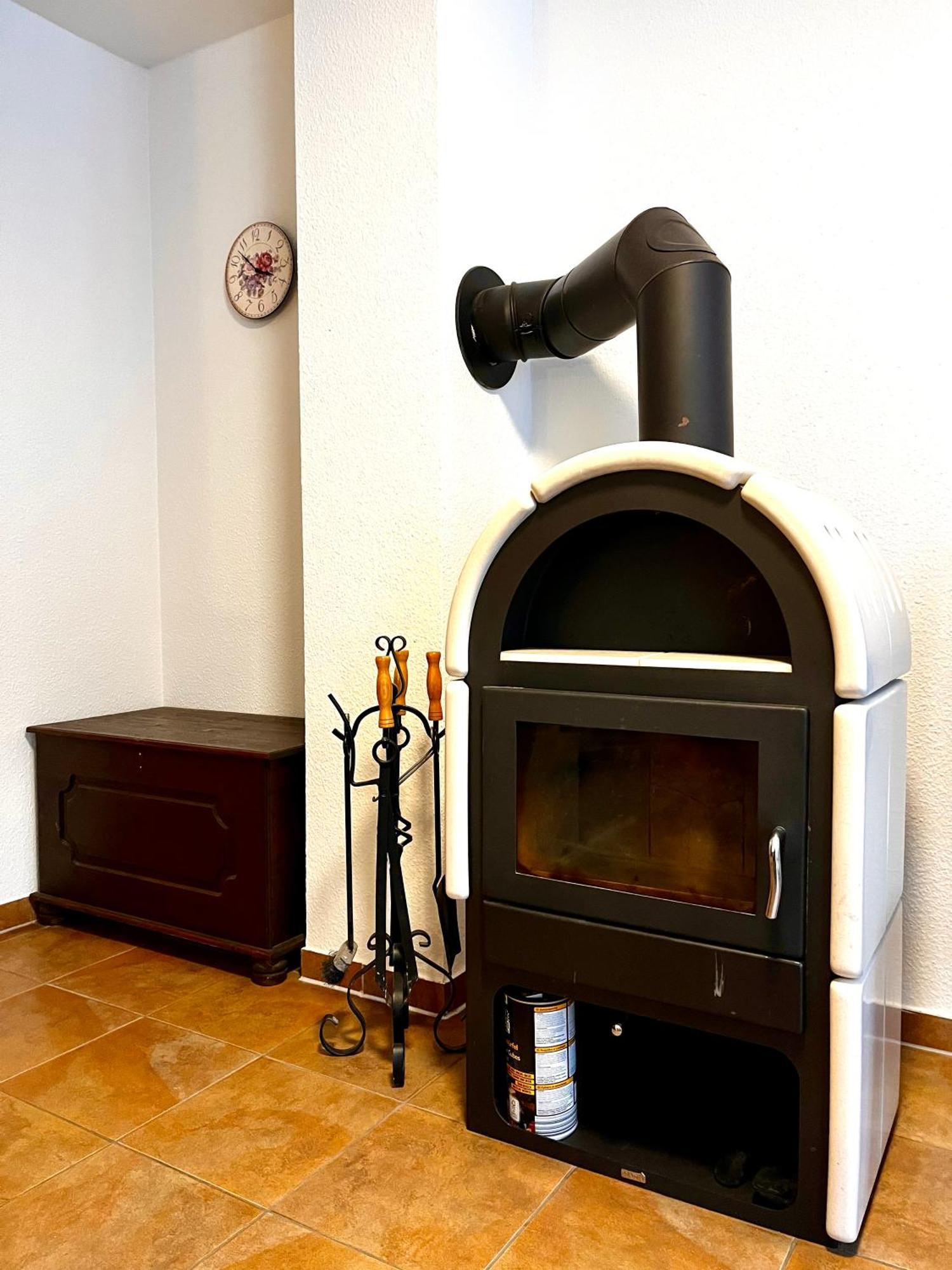 Ferienwohnung Gipfelglueck Mit Balkon เชียร์เคอ ภายนอก รูปภาพ