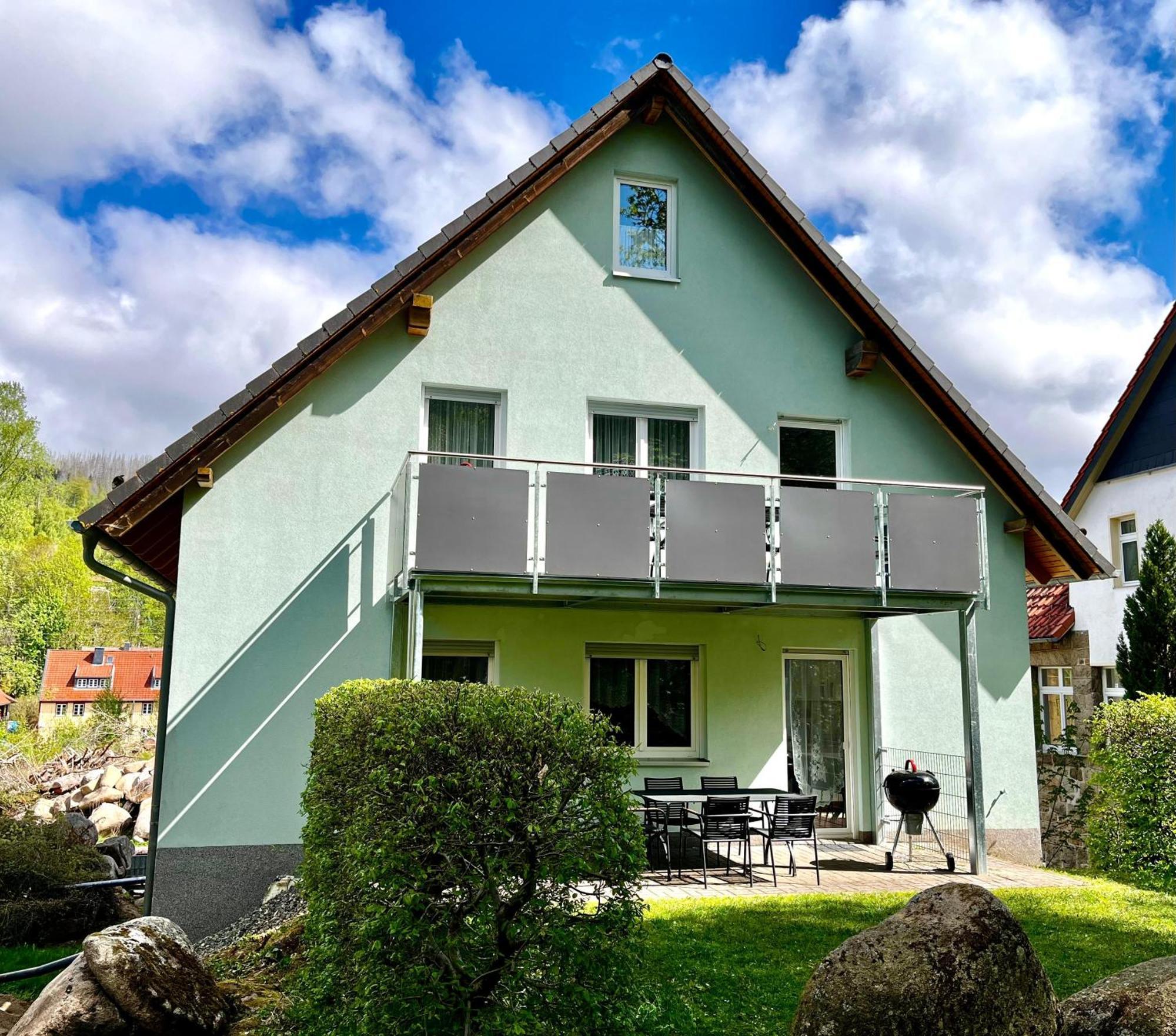 Ferienwohnung Gipfelglueck Mit Balkon เชียร์เคอ ภายนอก รูปภาพ